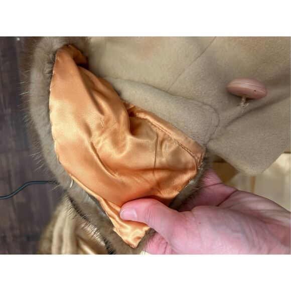 National Board Tan Cashmere Long Sleeve Button Front Fur-Lined Coat Size 38 - Picture 10 of 10